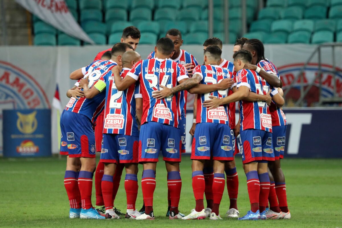 Jogadores do Bahia em roda coletiva